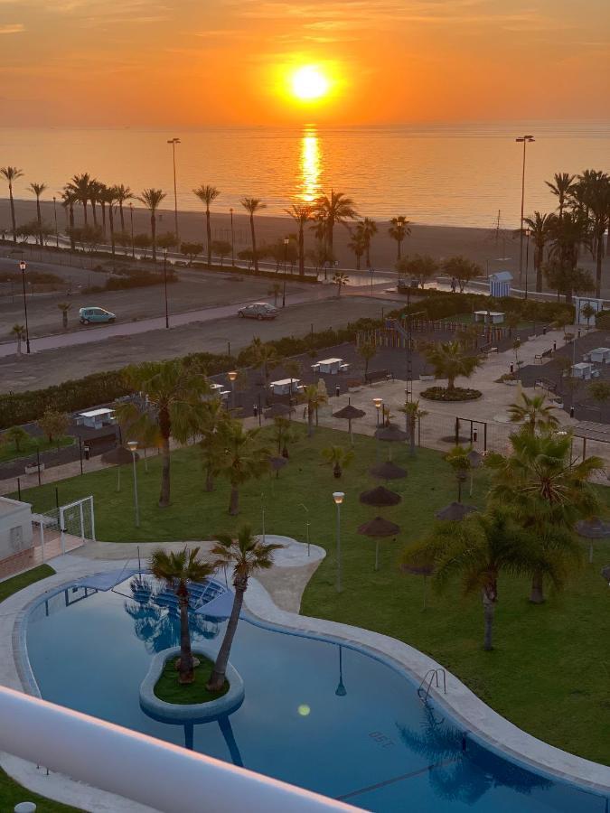 Seafront Penthouse Almeria Рокетас-де-Мар Экстерьер фото